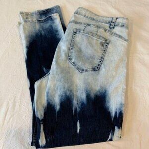 VIP JEANS Women's distressed jeans,‎ EUC, sz 23/24
